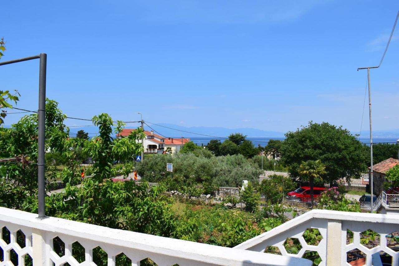 Guest House Tom Малинска Экстерьер фото